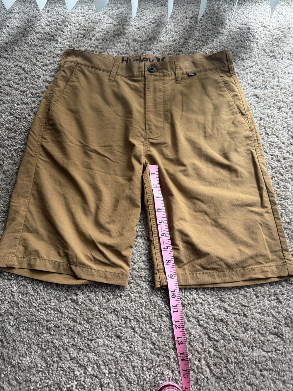 Hurley Men’s Tan Flat Front Shorts